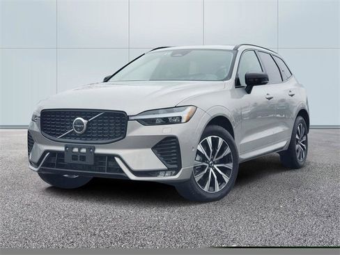 Certified 2025 Volvo XC60 B5 Plus image 1