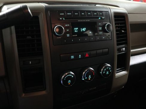 Used 2012 RAM 1500 Express RWD image 23