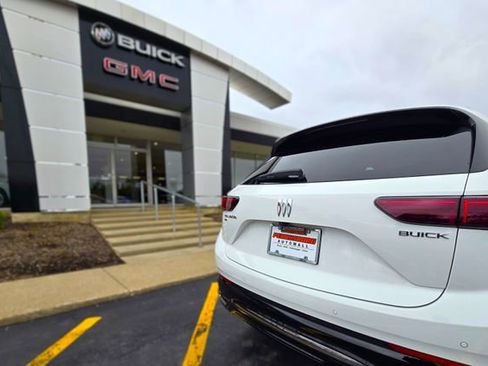 New 2026 Buick Envision Sport Touring AWD/4WD image 34