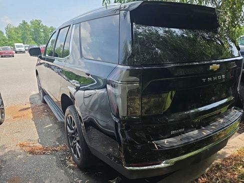Used 2025 Chevrolet Tahoe LT AWD/4WD image 2