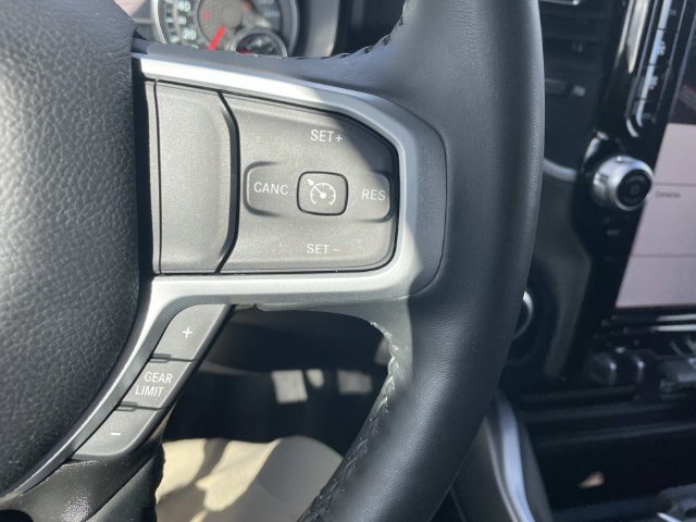 Used 2023 RAM 1500 Big Horn AWD/4WD image 36