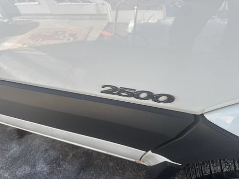 Used 2012 Mercedes-Benz Sprinter 2500 image 7