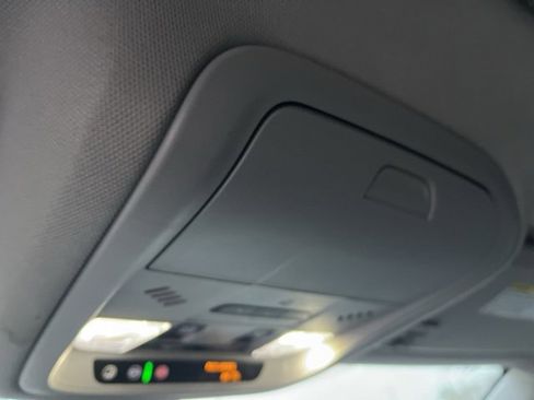 Used 2023 GMC Acadia AT4 w/ Technology Package image 32