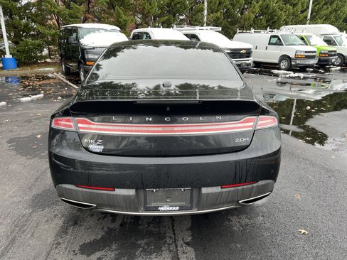 Used 2018 Lincoln MKZ Select w/ Technology Package image 9