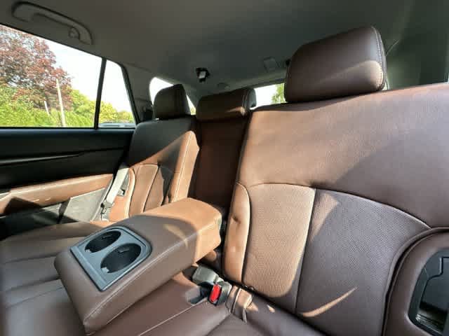 Used 2013 Subaru Outback 2.5i Limited AWD/4WD image 16