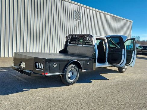 Used 2024 Chevrolet Silverado 3500 W/T w/ WT Convenience Package image 15