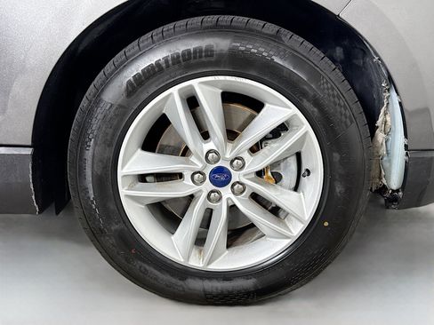 Used 2016 Ford Edge SEL w/ Equipment Group 201A image 30