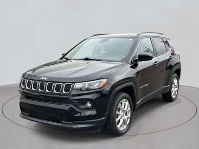 Used 2023 Jeep Compass Latitude w/ Sun and Sound Group