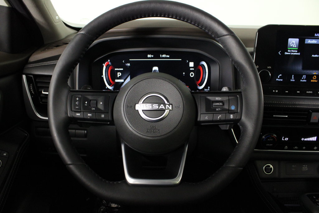 Certified 2023 Nissan Rogue Platinum FWD image 28