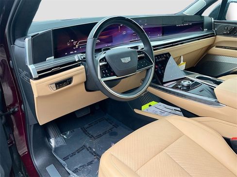 New 2025 Cadillac Escalade IQ Sport 2 w/ LPO, ONYX Package image 9