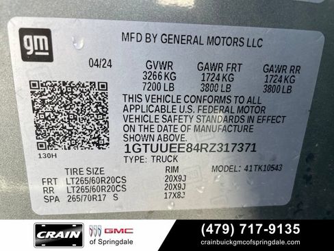 Used 2024 GMC Sierra 1500 AT4 w/ Technology Package AWD/4WD image 32