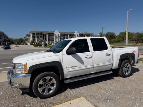 Used 2012 Chevrolet Silverado 1500 LT w/ All-Star Edition RWD image 5
