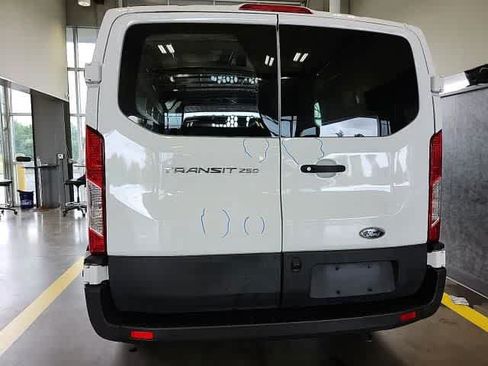 Used 2025 Ford Transit 250 Low Roof w/ Exterior Upgrade Package RWD image 4