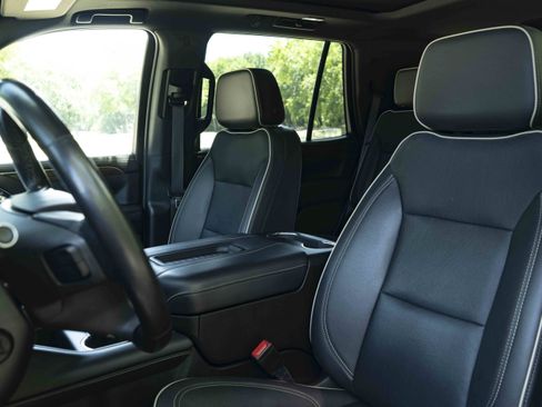 Used 2023 Chevrolet Tahoe Premier AWD/4WD image 18