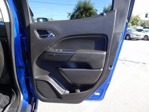 Used 2018 Chevrolet Colorado ZR2 image 18