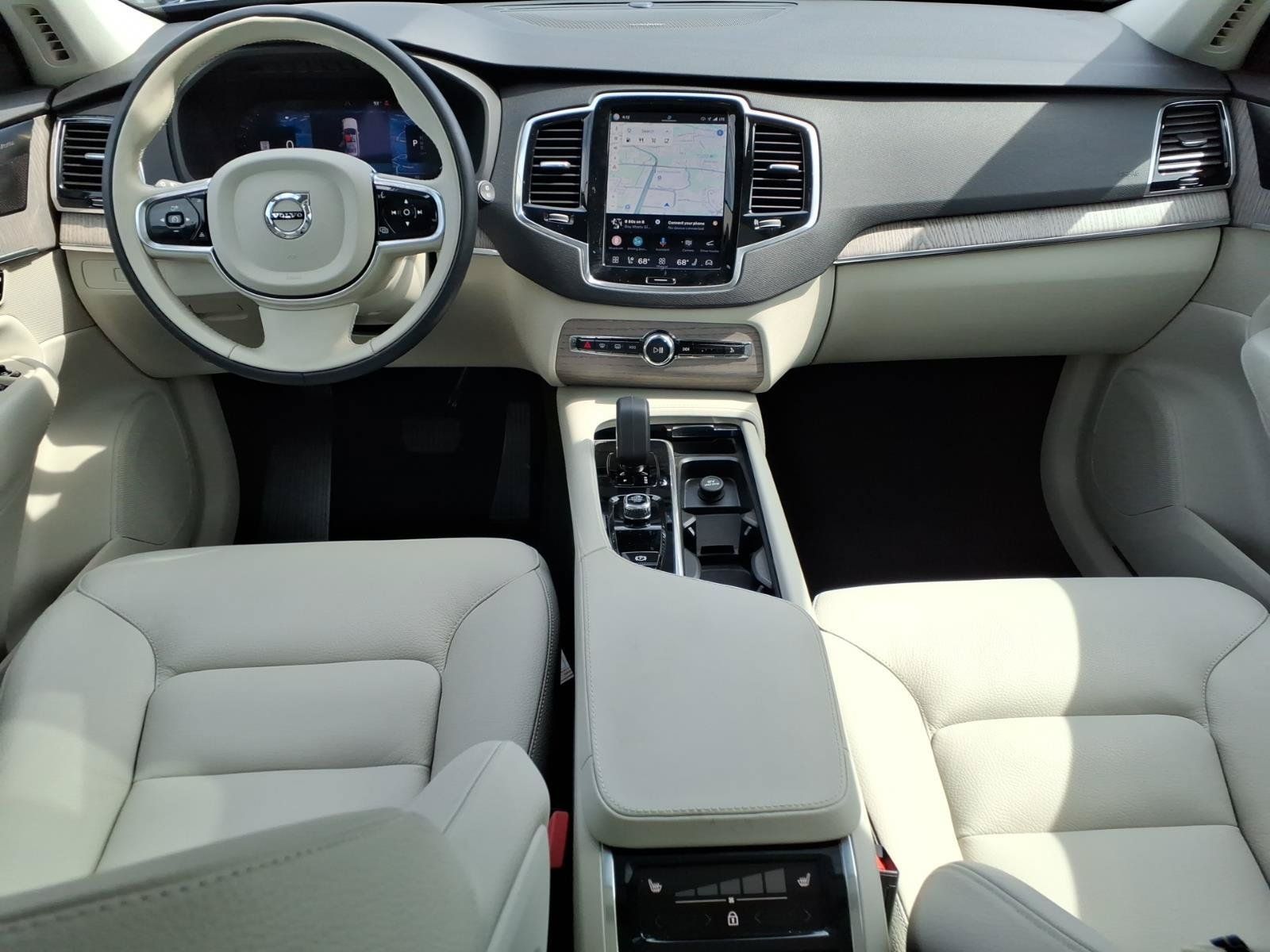 Certified 2024 Volvo XC90 B5 Plus AWD/4WD image 13