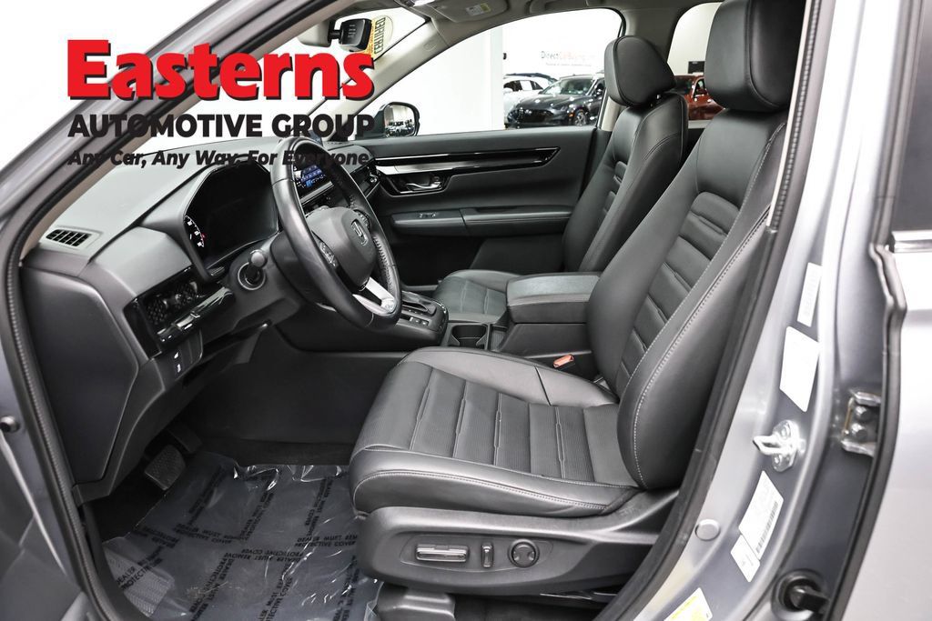 Used 2025 Honda CR-V EX-L image 14