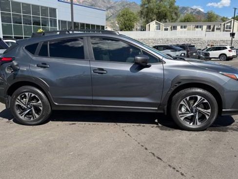 Used 2024 Subaru Crosstrek 2.0i Premium AWD/4WD image 2