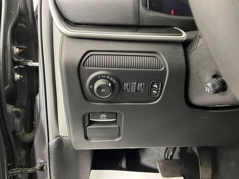Used 2022 Jeep Wagoneer Series I AWD/4WD image 17