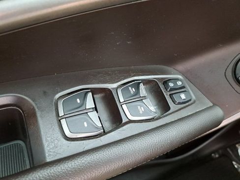 Used 2017 Hyundai Santa Fe Sport AWD/4WD image 24