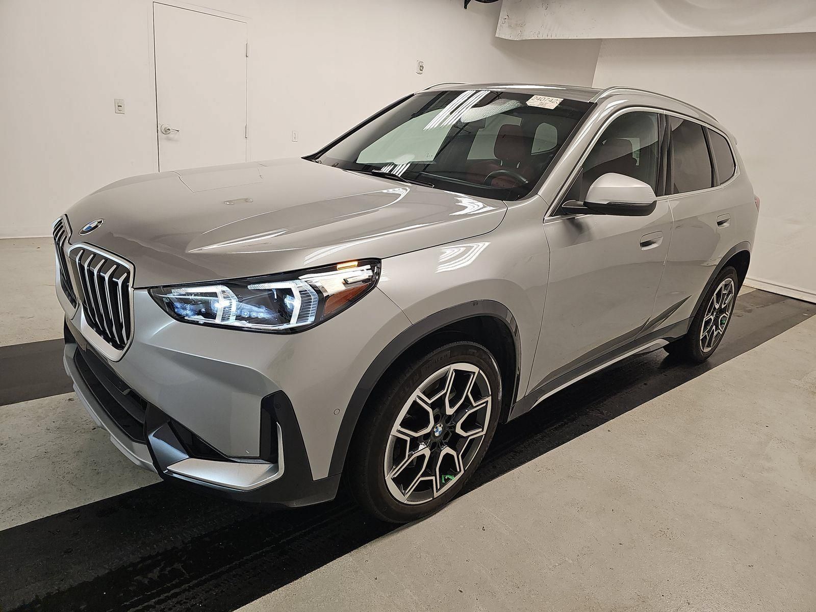 Certified 2023 BMW X1 xDrive28i w/ Convenience Package AWD/4WD image 1