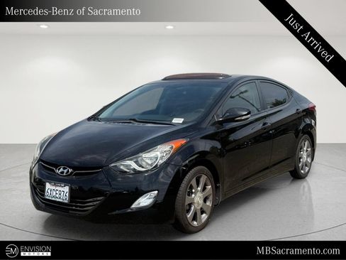 Used 2013 Hyundai Elantra Limited w/ Technology Pkg FWD image 1