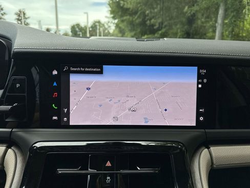 New 2025 Porsche Panamera image 22