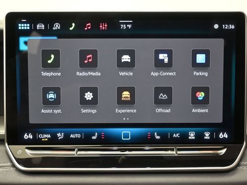 Used 2025 Volkswagen Tiguan SE R-Line AWD/4WD image 21