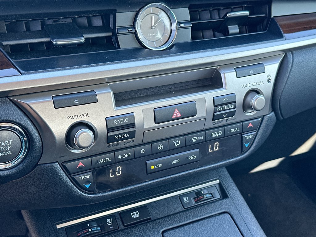 Used 2015 Lexus ES 350 w/ Luxury Package FWD image 14