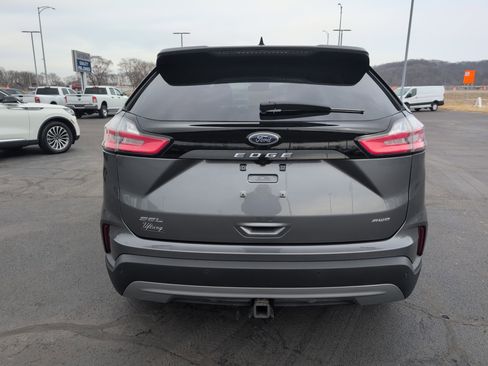 Used 2024 Ford Edge SEL w/ Convenience Package image 4