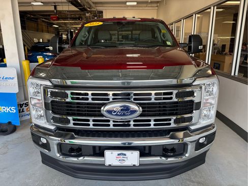 Used 2025 Ford F350 XLT w/ 360-Degree Camera Package AWD/4WD image 3