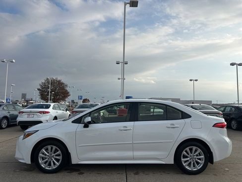 New 2026 Toyota Corolla LE image 5