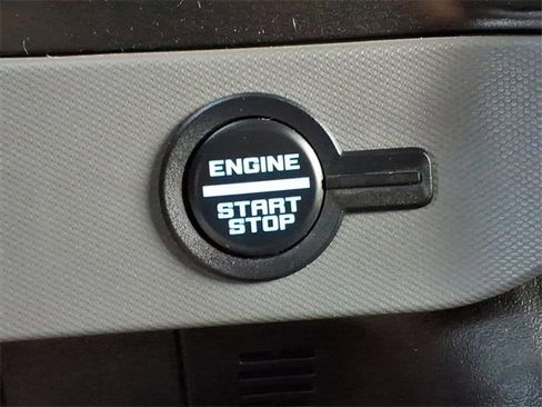 Used 2023 Ford Bronco Black Diamond image 30