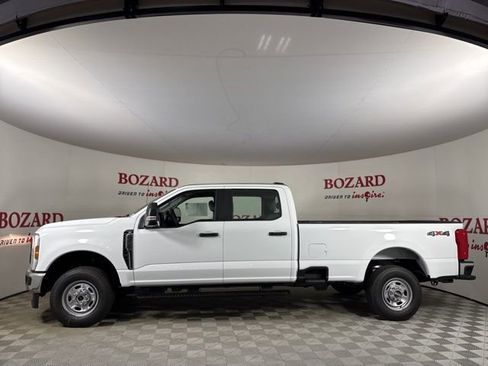 New 2026 Ford F250 XL w/ XL Chrome Package image 4