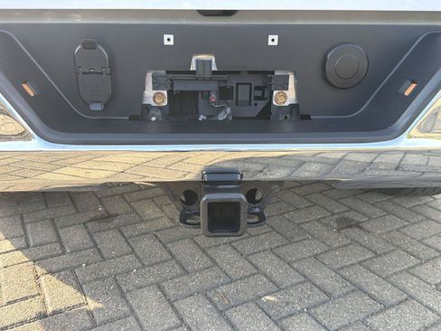 Used 2020 Chevrolet Silverado 1500 LT w/ All-Star Edition AWD/4WD image 40