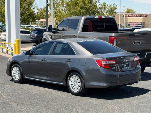 Used 2013 Toyota Camry LE FWD image 34