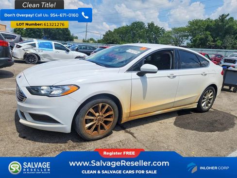 Used 2017 Ford Fusion SE FWD image 1