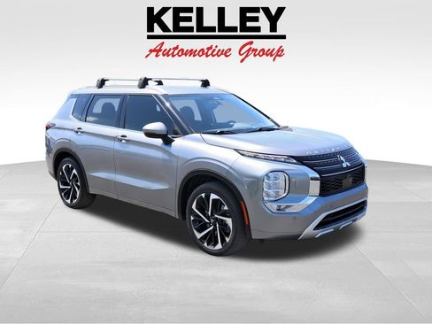 Used 2022 Mitsubishi Outlander SEL image 1