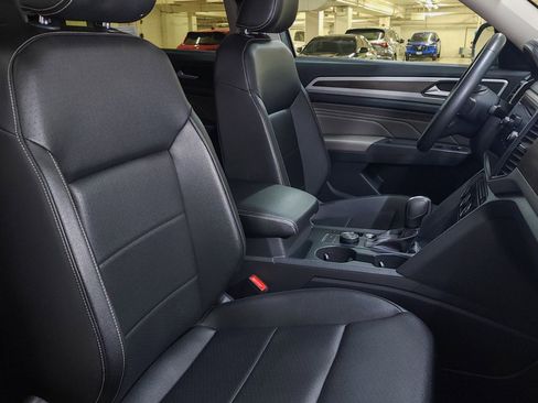 Used 2021 Volkswagen Atlas SE image 56