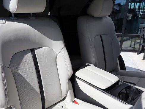 Used 2025 MAZDA CX-90 3.3 Turbo S w/ Premium Plus image 15