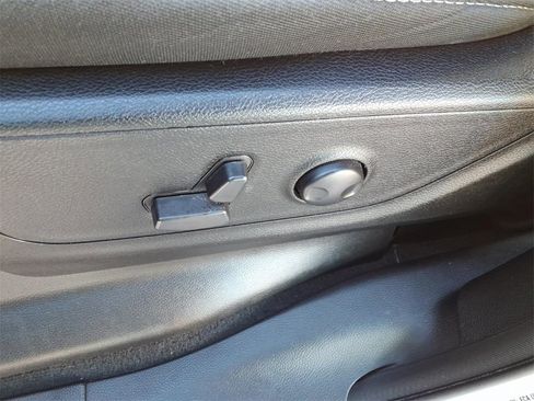 Used 2022 RAM 1500 Big Horn image 13