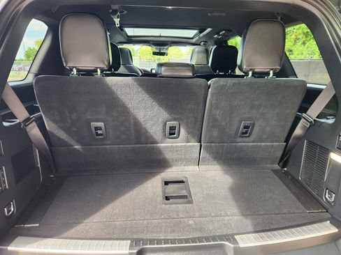 Used 2021 Lincoln Navigator Reserve w/ Luxury Package image 23