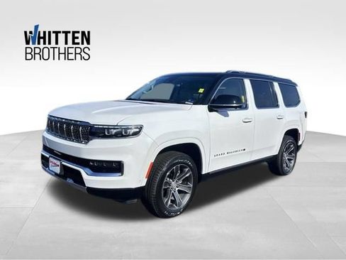 Used 2023 Jeep Grand Wagoneer 4WD image 1