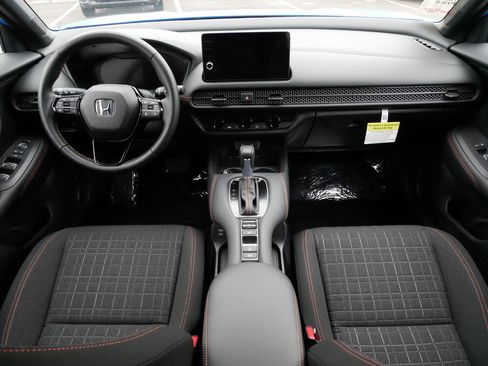 Certified 2026 Honda HR-V Sport image 10