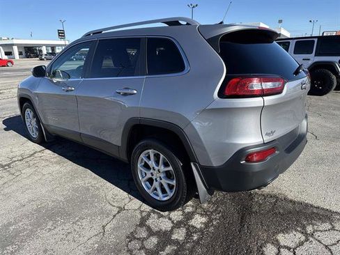 Used 2014 Jeep Cherokee Latitude w/ Comfort/Convenience Group image 6