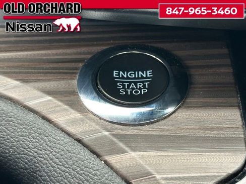 Used 2022 Ford Explorer Limited w/ Equipment Group 301A image 25