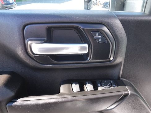 Used 2022 GMC Sierra 2500 Pro w/ Convenience Package image 13