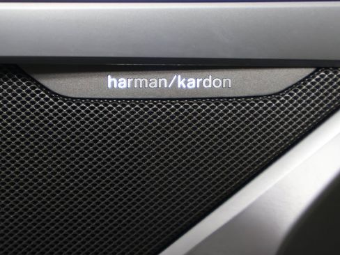 Used 2022 BMW M8 Competition w/ M Carbon Exterior Package image 57