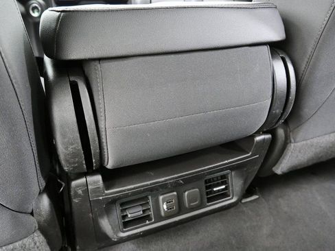 Used 2021 Chevrolet Silverado 1500 RST image 20