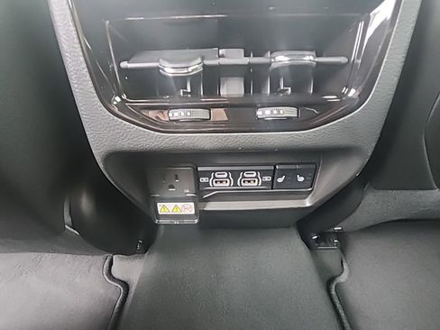 New 2025 Jeep Grand Cherokee Limited image 29